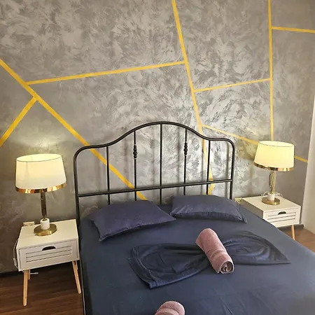 Luxury Summerland Mamaia