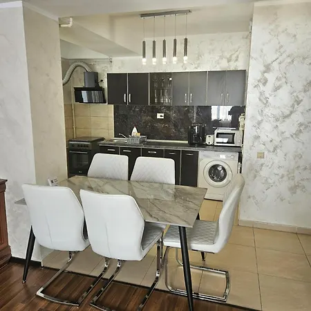 Luxury Summerland *