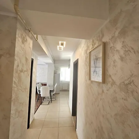 Luxury Summerland Mamaia