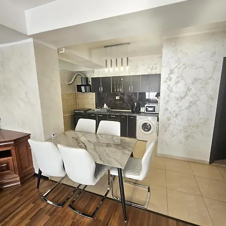 Luxury Summerland * Mamaia