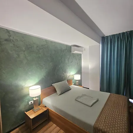 Luxury Summerland * Mamaia